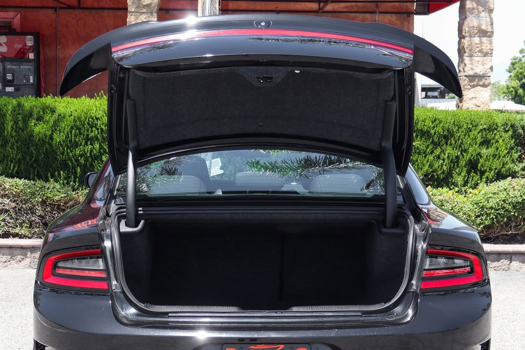 Used 2022 Dodge Charger R/T RWD image 8