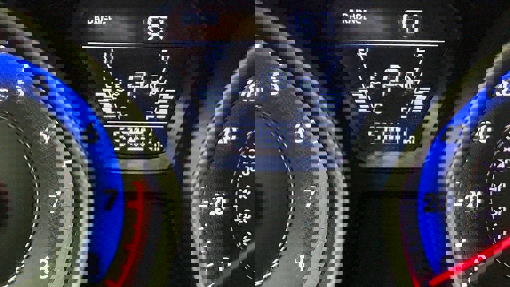 Used 2015 Hyundai Elantra Limited w/ Option Group 05 image 16