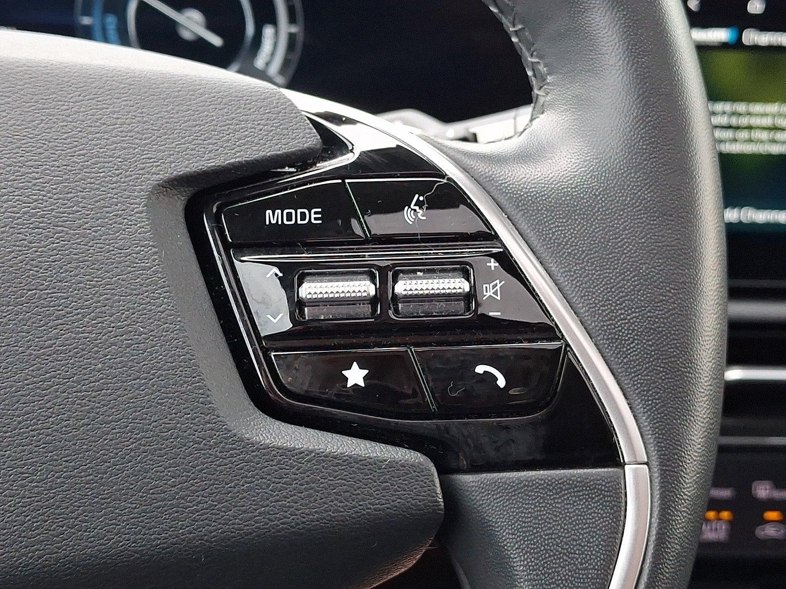 Used 2023 Kia Niro Wave w/ Wave Preserve Package FWD image 23