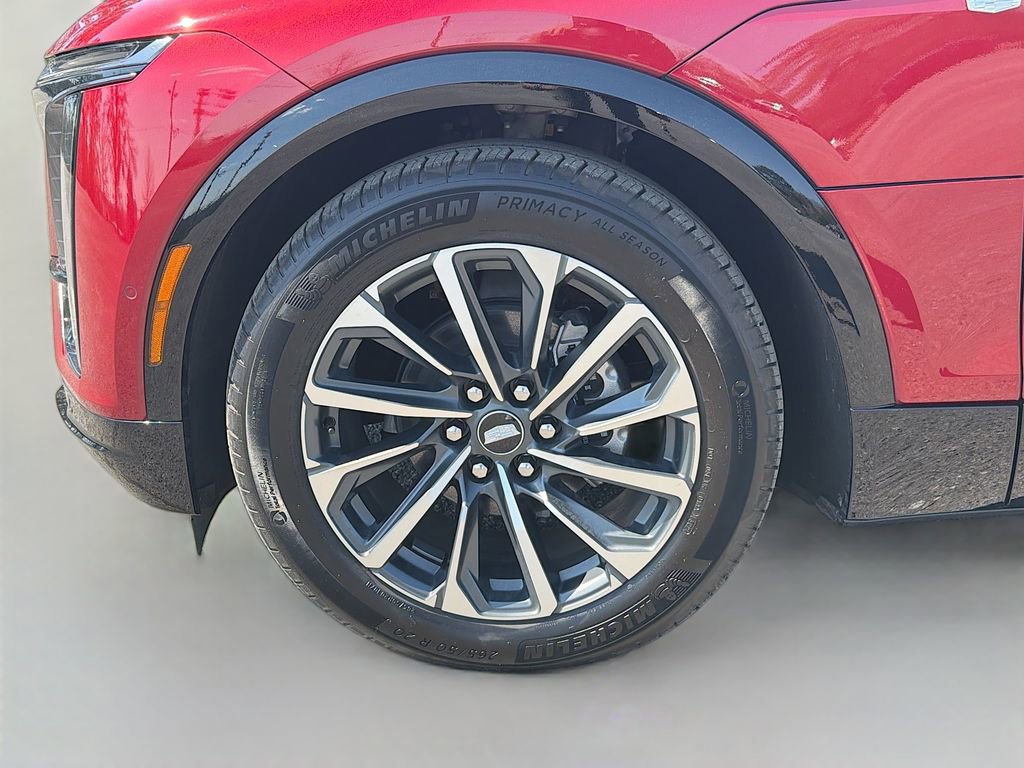 New 2025 Cadillac Lyriq Sport image 32