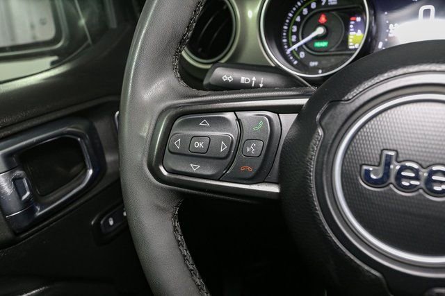 Used 2023 Jeep Wrangler Willys 4xe w/ Sun & Screen Package image 32