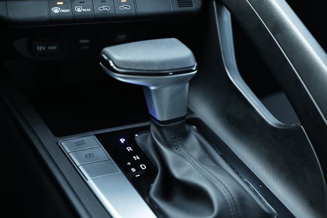 Used 2023 Hyundai Elantra SEL w/ Preferred Accessory Package image 37