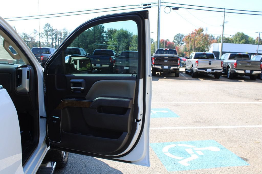 Used 2017 GMC Sierra 1500 SLT AWD/4WD image 29