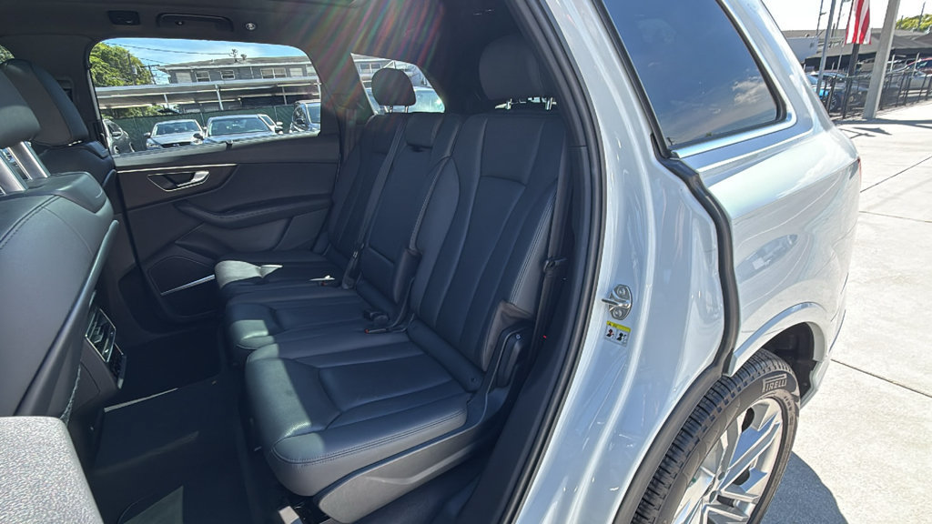 Used 2021 Audi Q7 3.0T Premium Plus AWD/4WD image 26