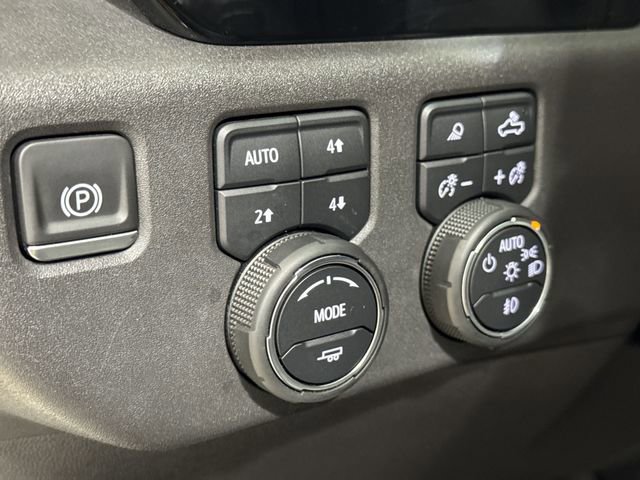 Certified 2022 Chevrolet Silverado 1500 ZR2 w/ Technology Package image 35