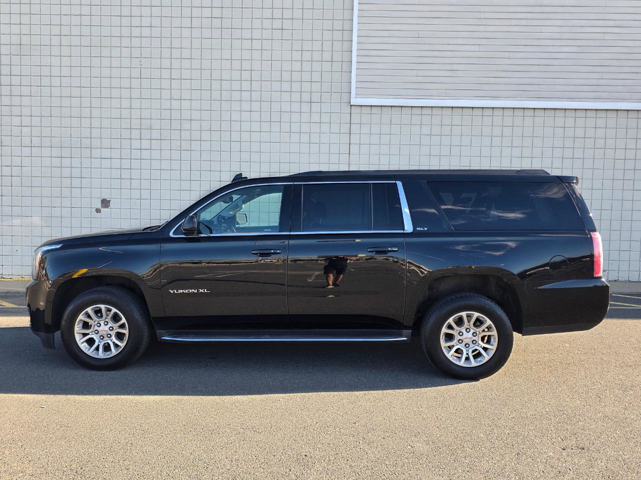 Used 2018 GMC Yukon XL SLT AWD/4WD image 4
