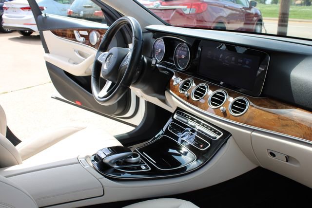 Used 2017 Mercedes-Benz E 300 image 51