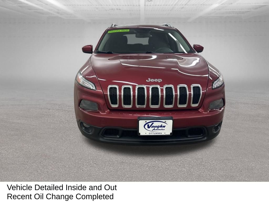 Used 2015 Jeep Cherokee Latitude w/ Cold Weather Group AWD/4WD image 5