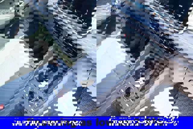 New 2025 Volkswagen Tiguan SE image 44