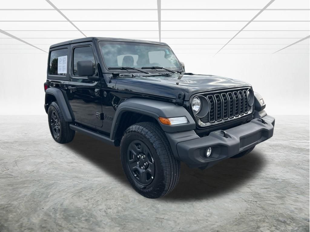 Used 2025 Jeep Wrangler Sport AWD/4WD image 2