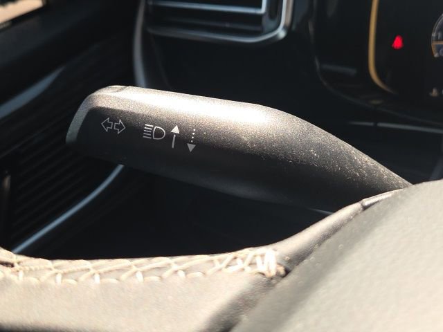 Used 2022 Jeep Wagoneer Series III w/ Premium Group I image 50