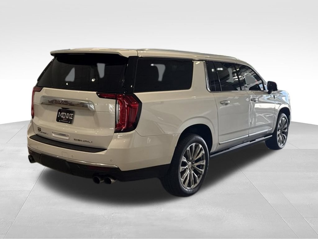 Used 2021 GMC Yukon XL Denali w/ Denali Ultimate Package AWD/4WD image 7