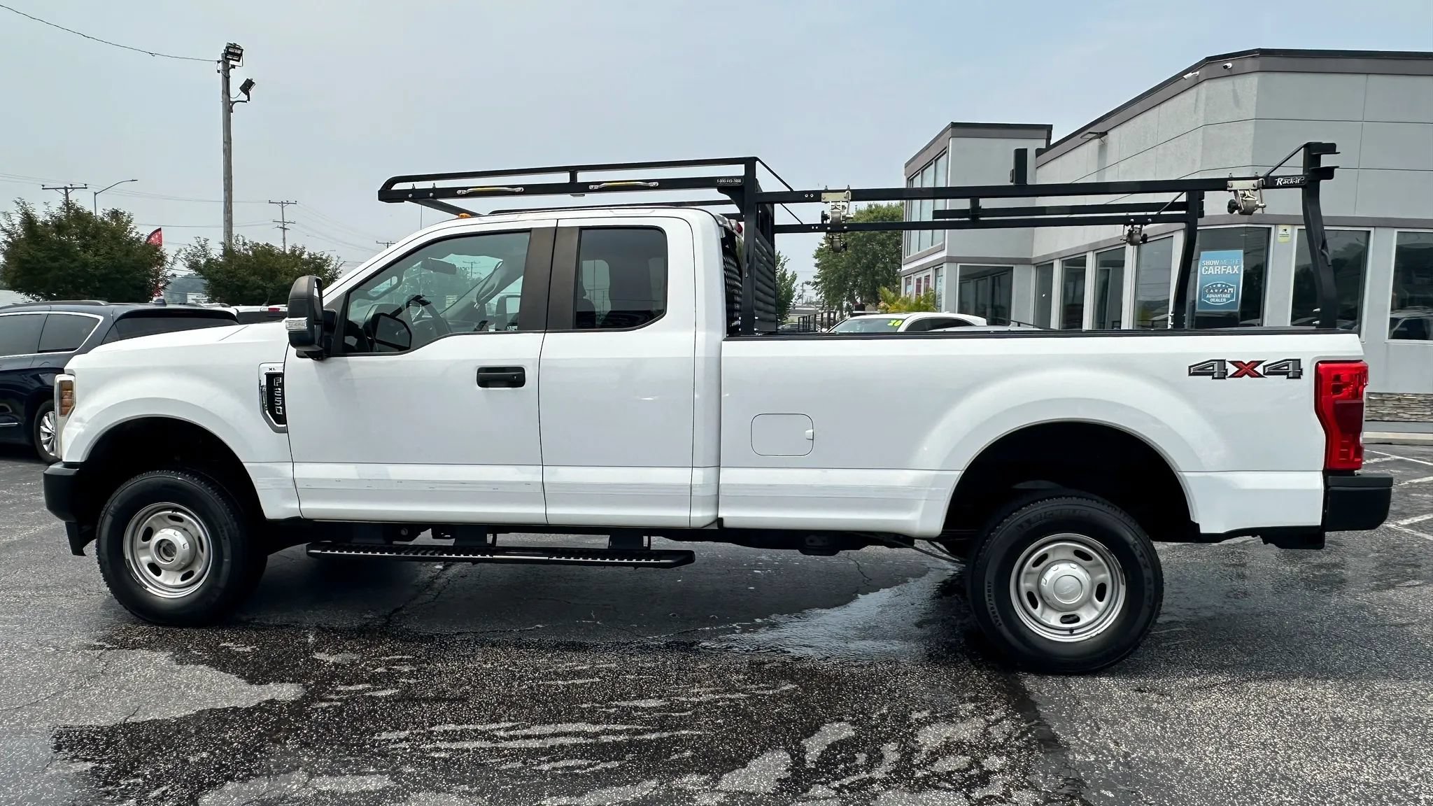 Used 2019 Ford F250 XL w/ Power Equipment Group AWD/4WD image 9