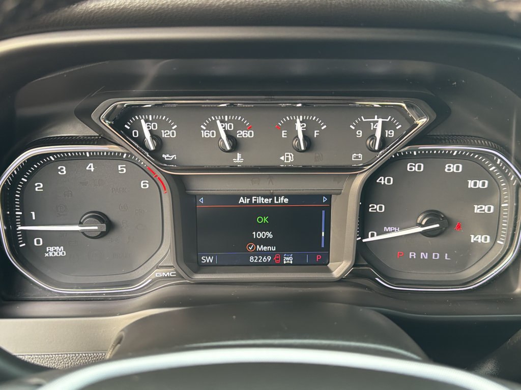 Used 2022 GMC Sierra 1500 SLT w/ SLT Convenience Package AWD/4WD image 32