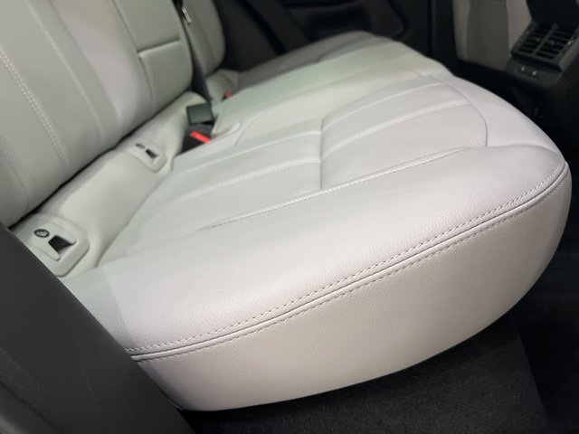 Used 2025 Land Rover Range Rover Evoque S image 47