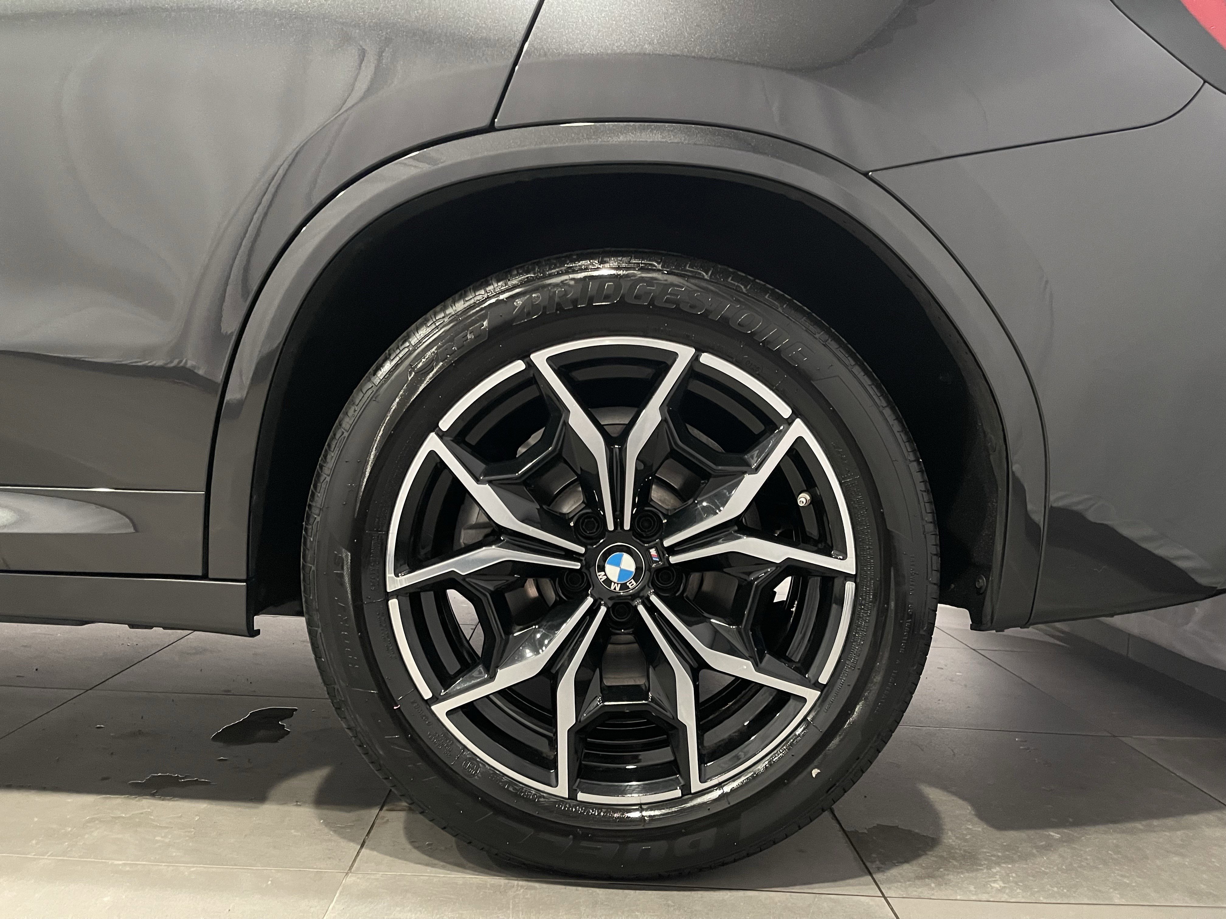 Certified 2024 BMW X3 xDrive30i w/ Premium Package image 8