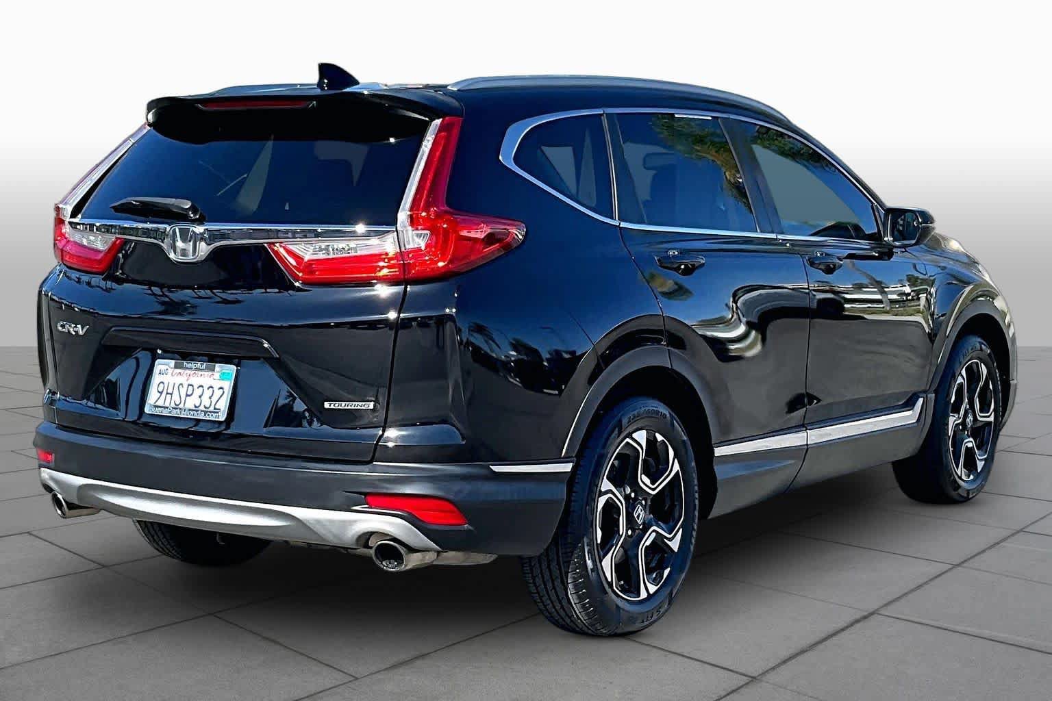 Used 2018 Honda CR-V Touring image 12
