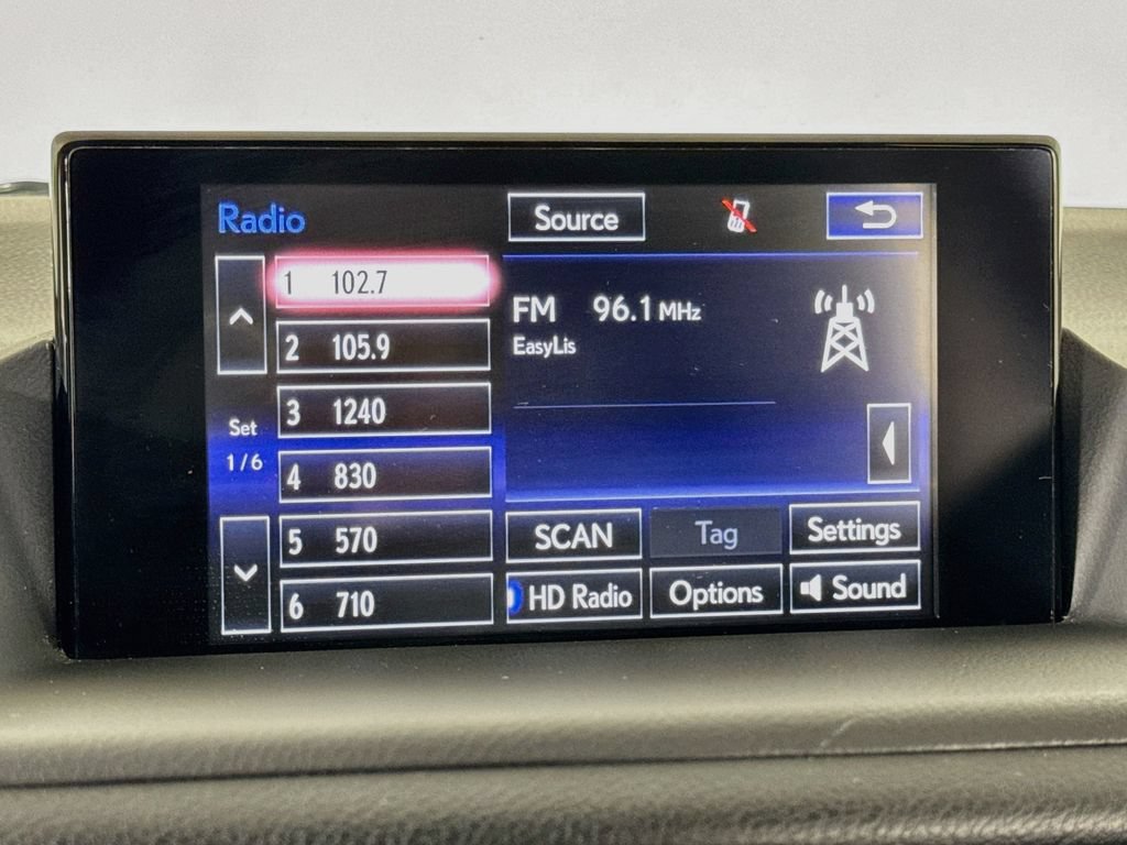 Used 2017 Lexus CT 200h FWD image 36