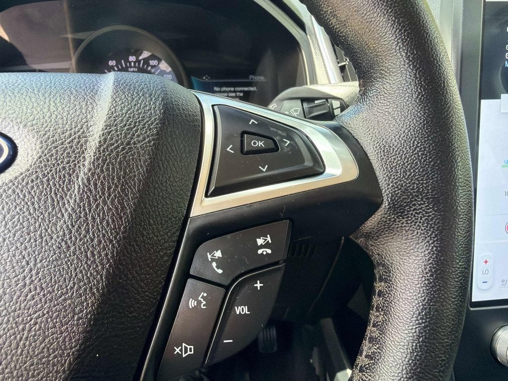 Used 2022 Ford Edge Titanium AWD/4WD image 27