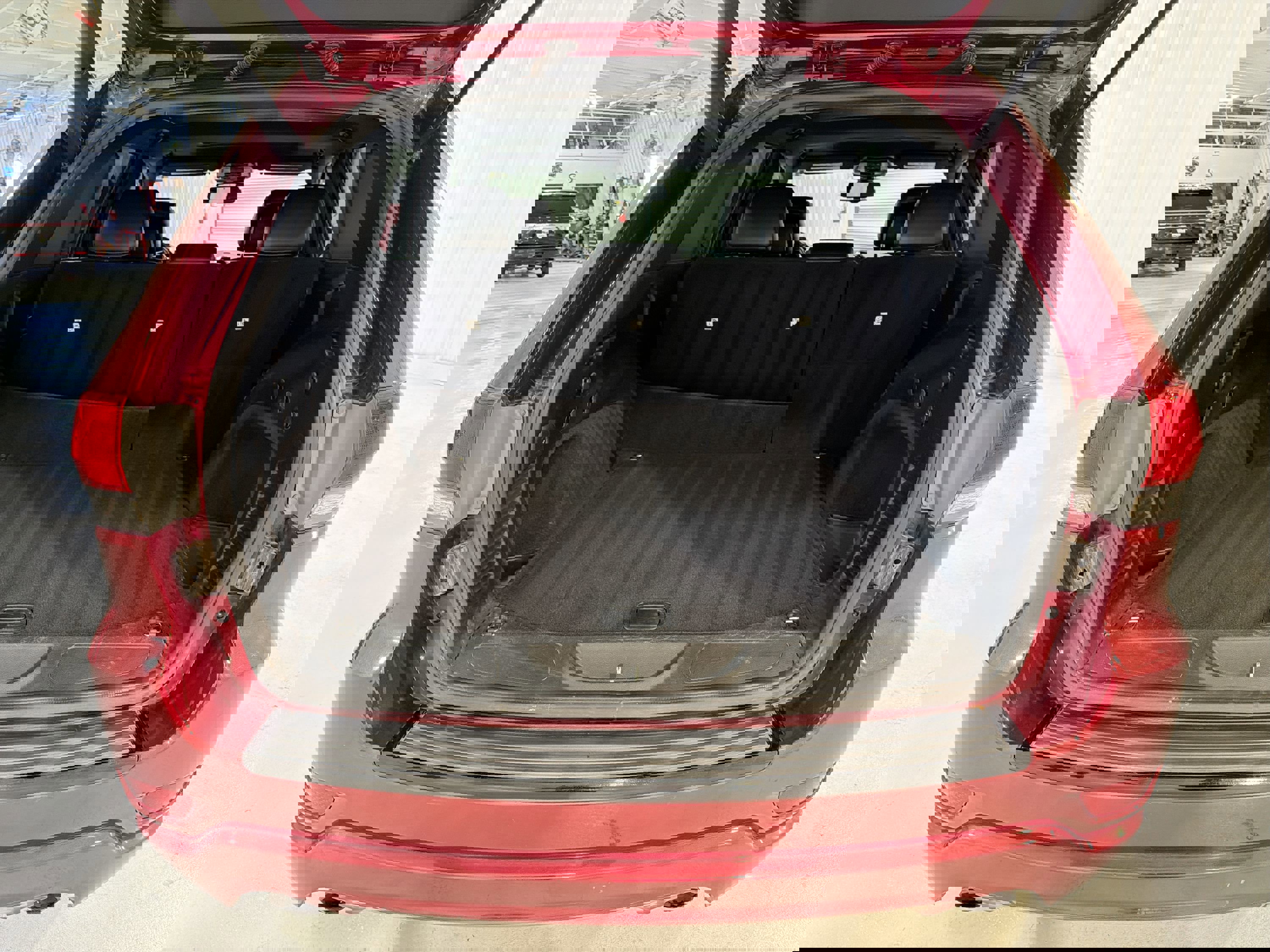 Used 2015 Jeep Grand Cherokee Altitude image 26