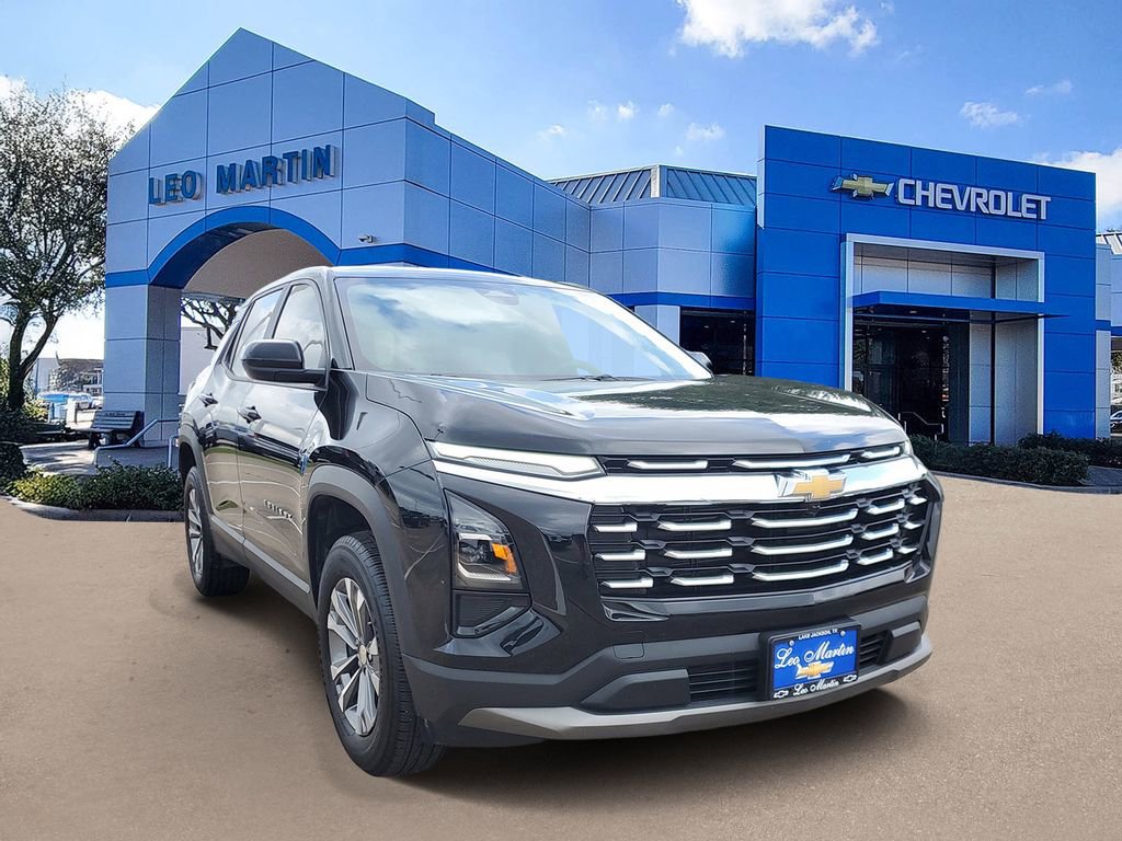 Used 2026 Chevrolet Equinox LT FWD image 3