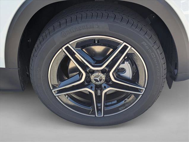 New 2026 Mercedes-Benz GLB 250 image 9