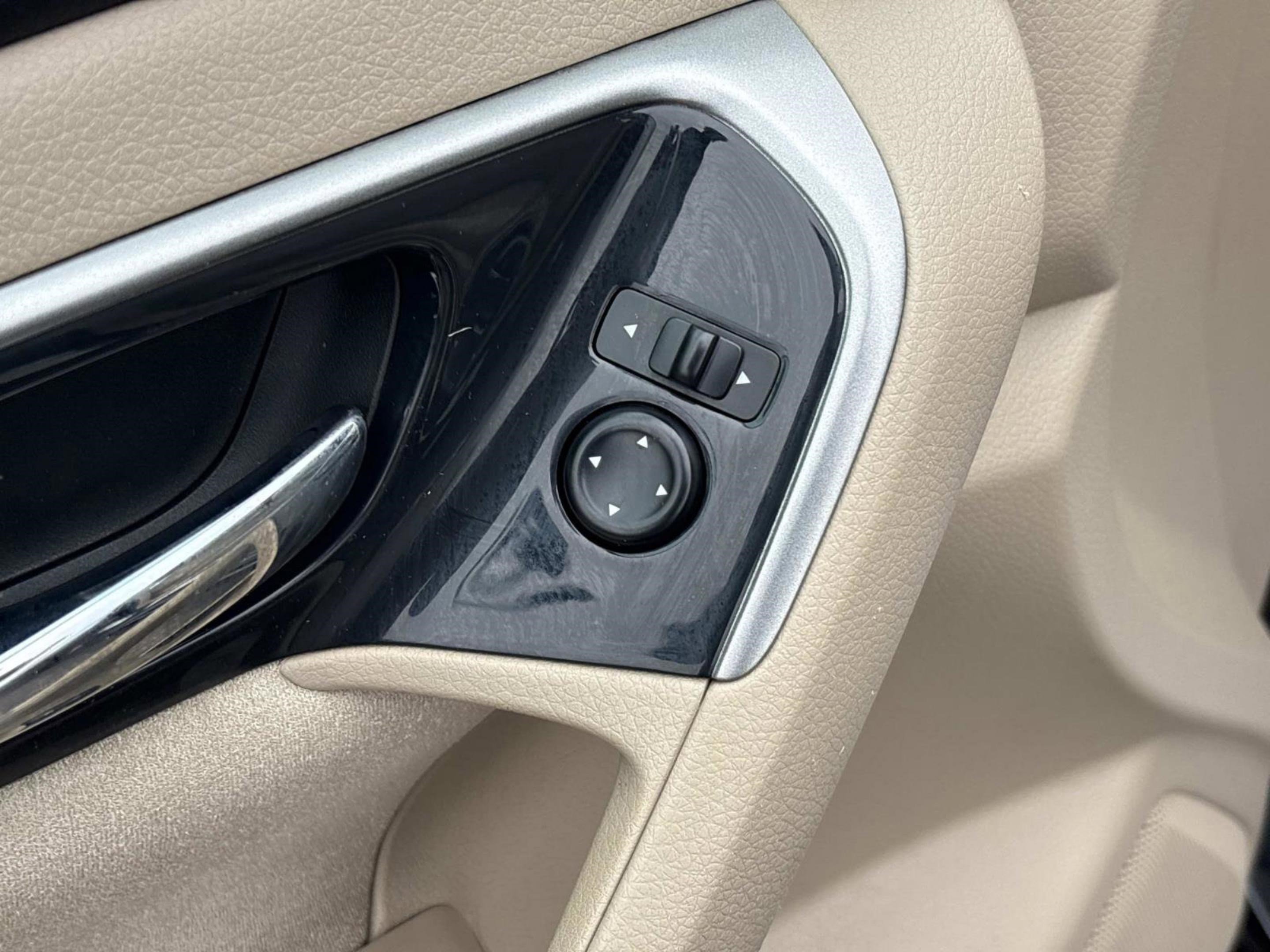 Used 2013 Nissan Altima 2.5 S image 23