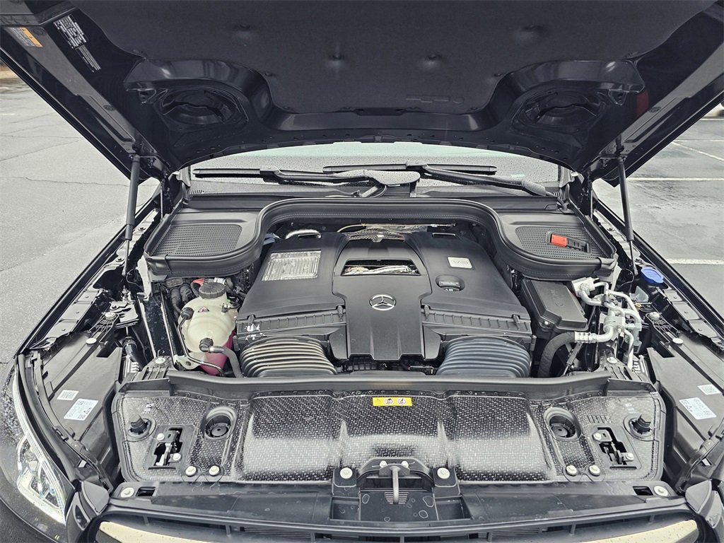 New 2026 Mercedes-Benz GLS 580 4MATIC image 26