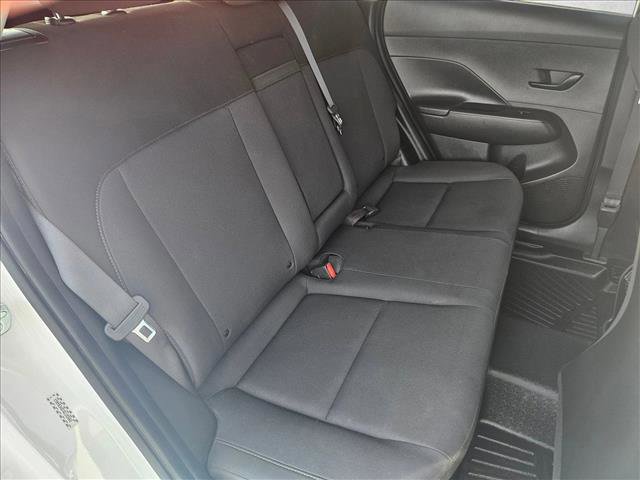 Used 2024 Hyundai Kona SEL image 18