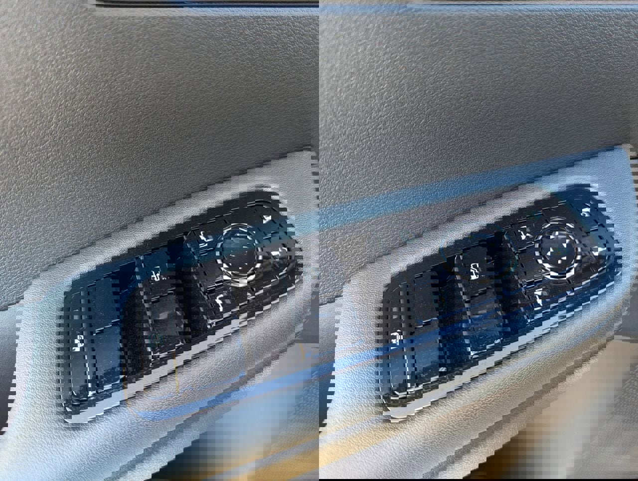 New 2026 Nissan Leaf SV+ image 15