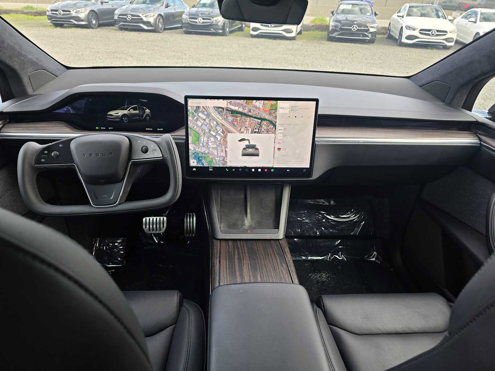 Used 2022 Tesla Model X image 19