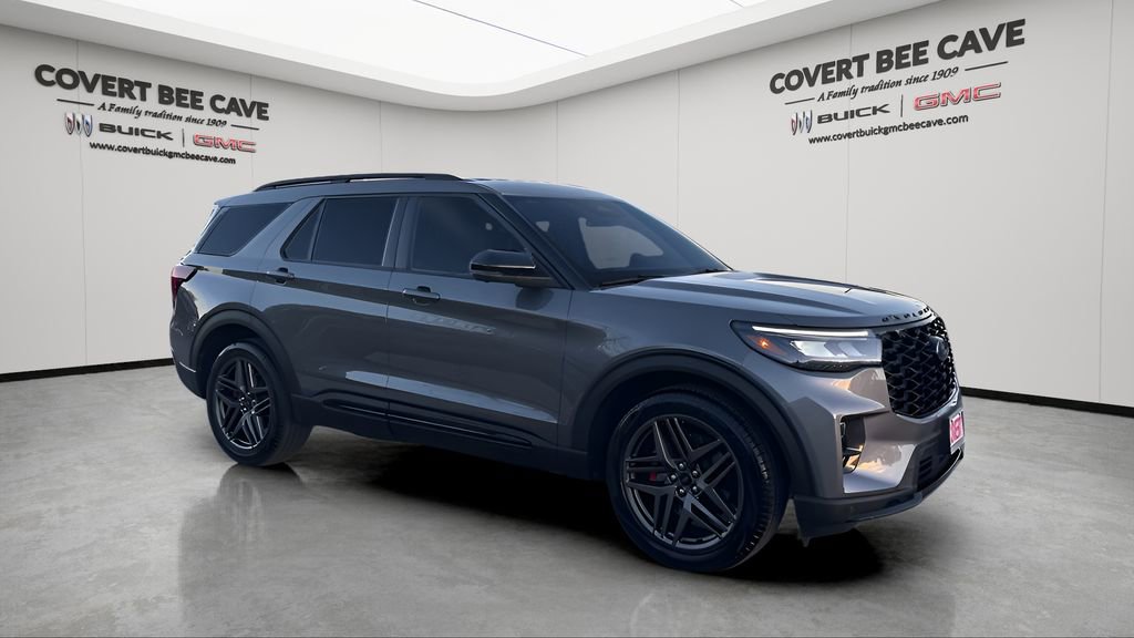 Used 2025 Ford Explorer ST