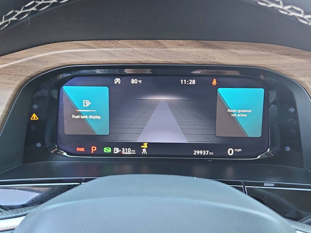 Used 2025 Volkswagen Atlas SE image 17