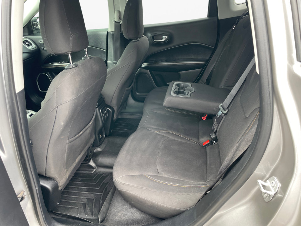 Used 2018 Jeep Compass Sport image 15