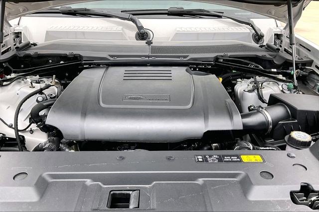 New 2026 Land Rover Defender 110 S image 13