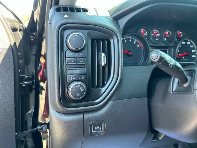 Used 2024 Chevrolet Silverado 1500 Custom Trail Boss w/ Realtree Special Edition AWD/4WD image 18