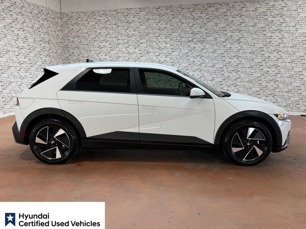 Certified 2025 Hyundai Ioniq 5 SE RWD image 7