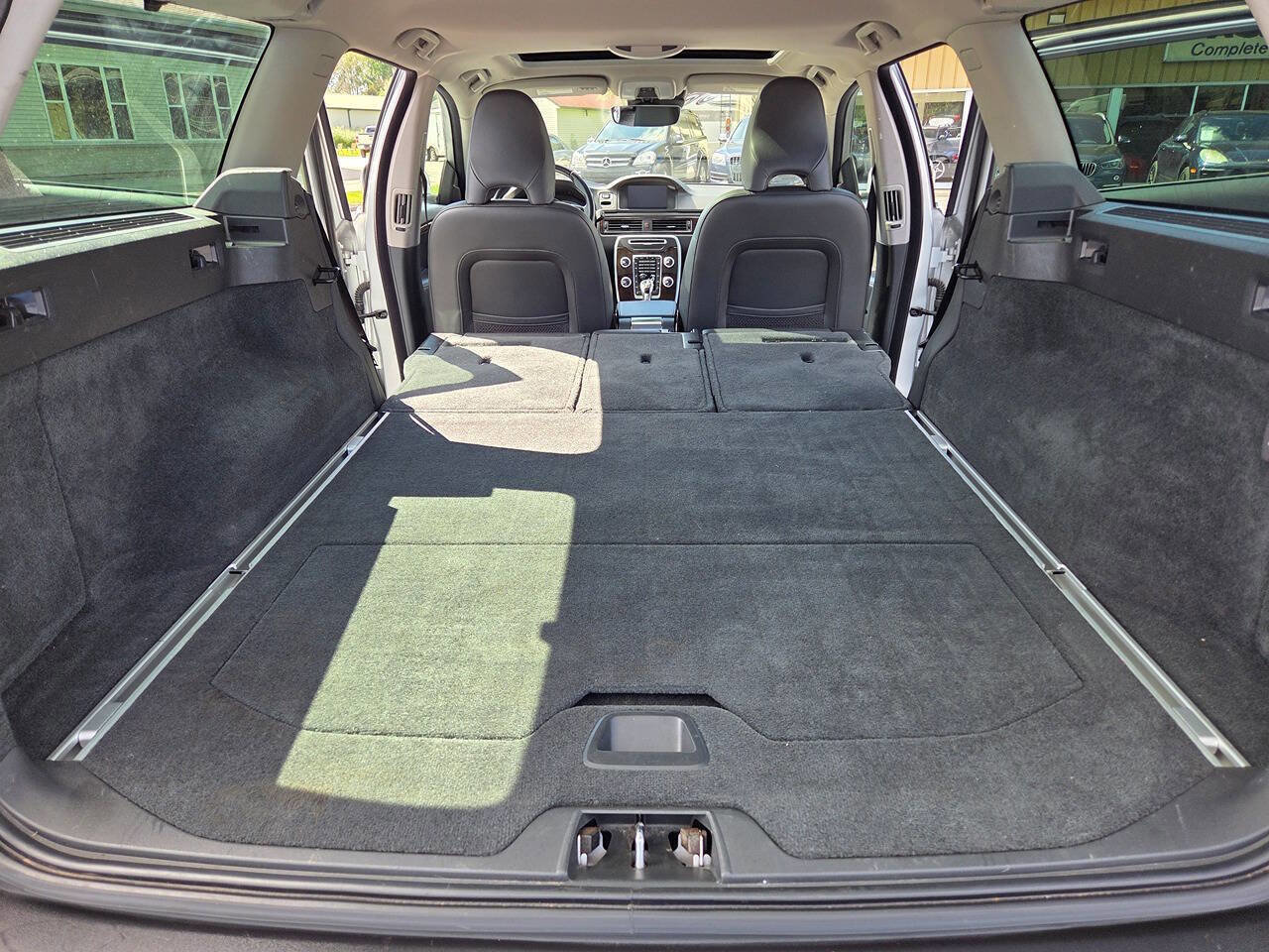 Used 2016 Volvo XC70 T5 Premier image 5