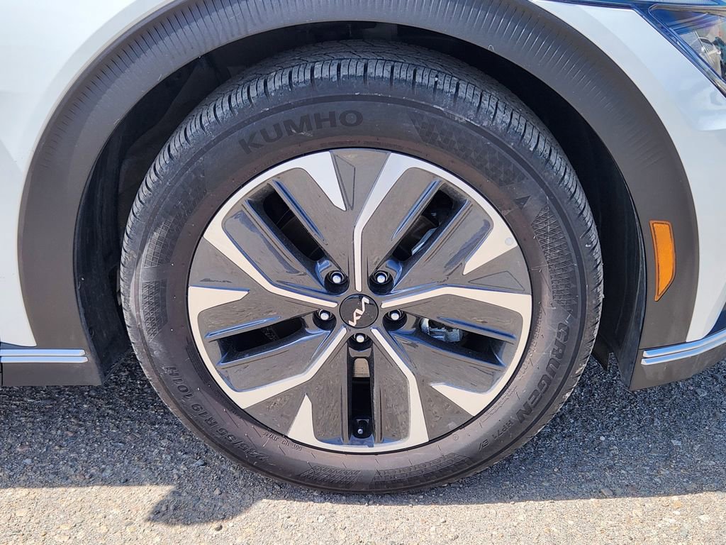 Certified 2024 Kia EV6 Light AWD/4WD image 14