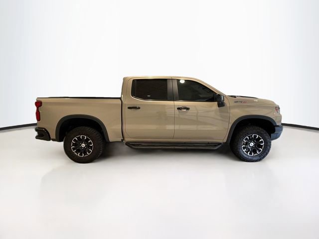 Used 2022 Chevrolet Silverado 1500 ZR2 w/ Technology Package image 7