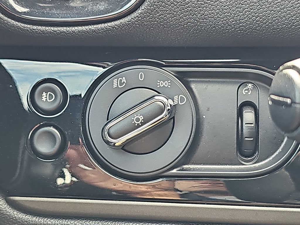 Used 2023 MINI Cooper Countryman S w/ Premium Package image 29