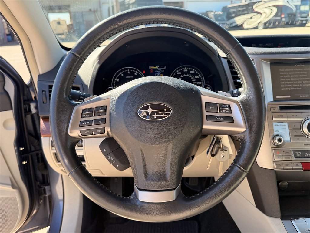 Used 2014 Subaru Outback 3.6R Limited image 15