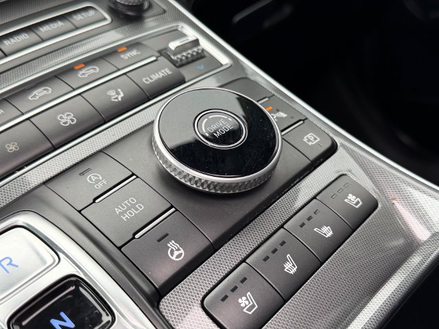 Used 2023 Hyundai Santa Fe Calligraphy FWD image 25