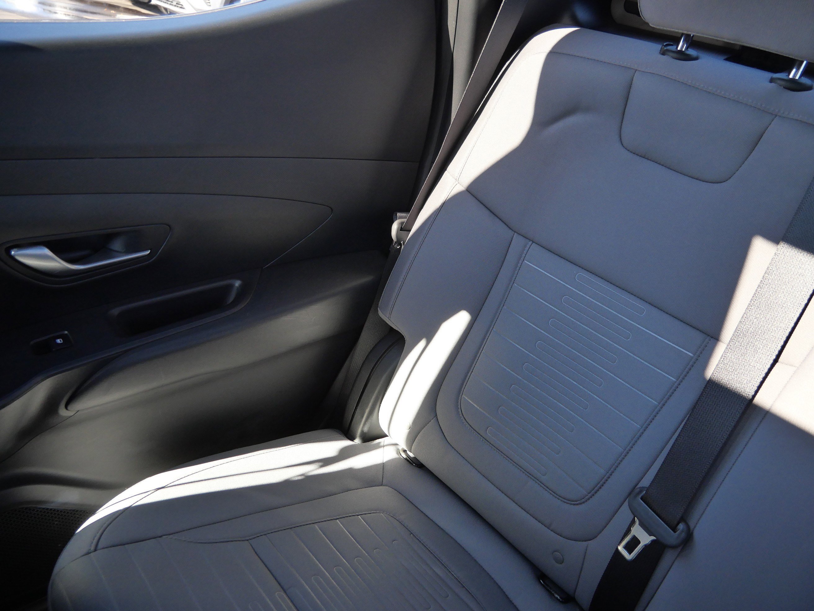 Used 2023 Hyundai Santa Cruz SEL Premium image 12