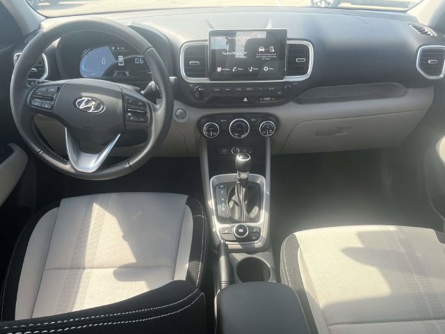 New 2026 Hyundai Venue SEL FWD image 15