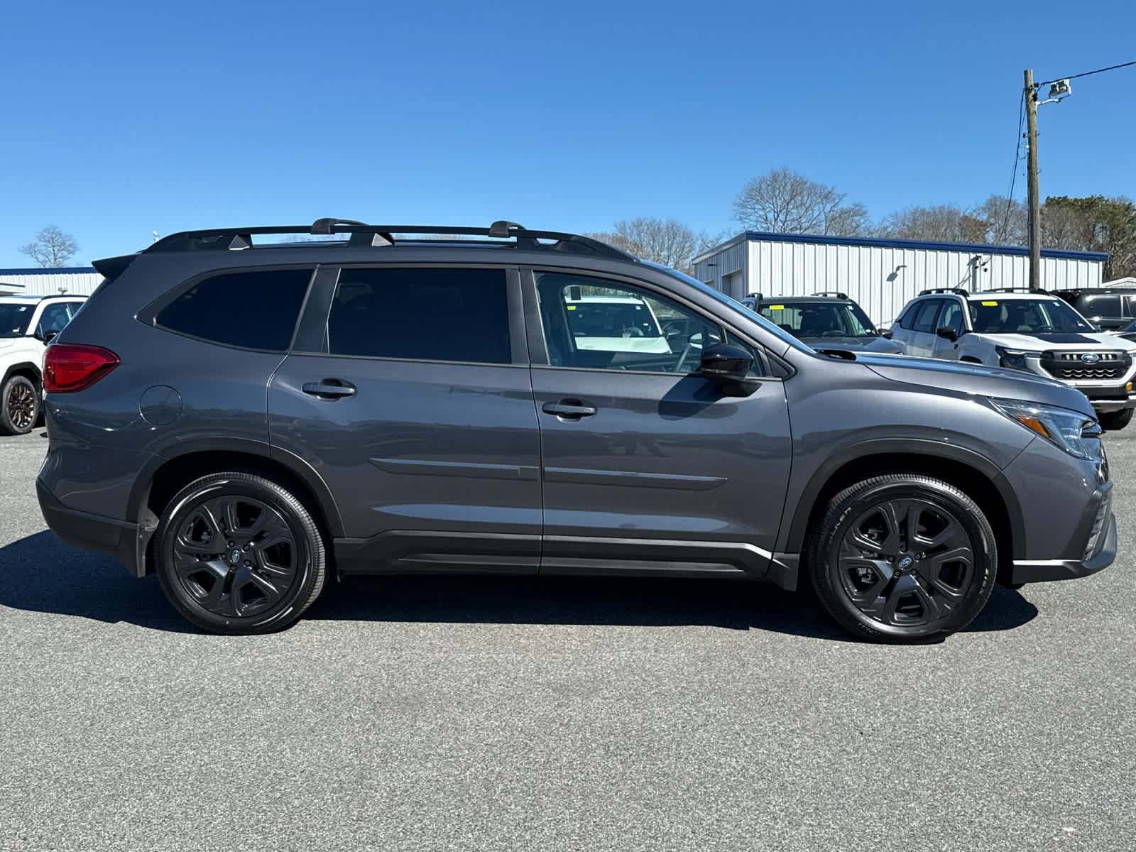 Certified 2025 Subaru Ascent Bronze Edition AWD/4WD image 8