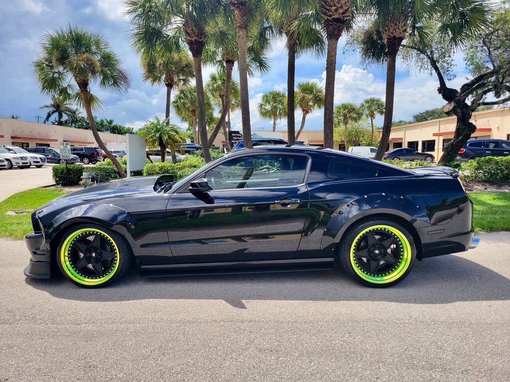 Used 2013 Ford Mustang GT w/ GT Track Pkg RWD image 5