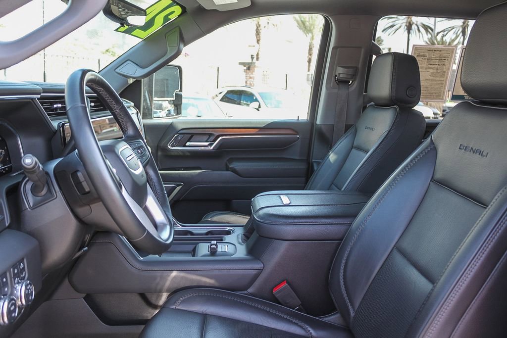 Used 2024 GMC Sierra 2500 Denali w/ Denali Reserve Package image 22