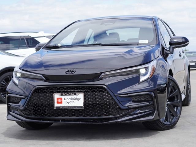 Certified 2026 Toyota Corolla SE w/ SE Package FWD image 4