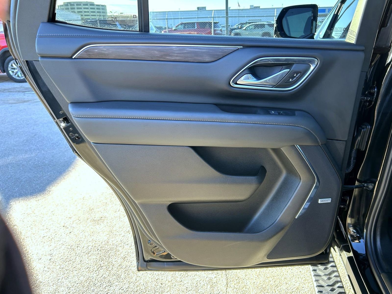 Used 2024 Chevrolet Tahoe Z71 w/ Luxury Package image 21